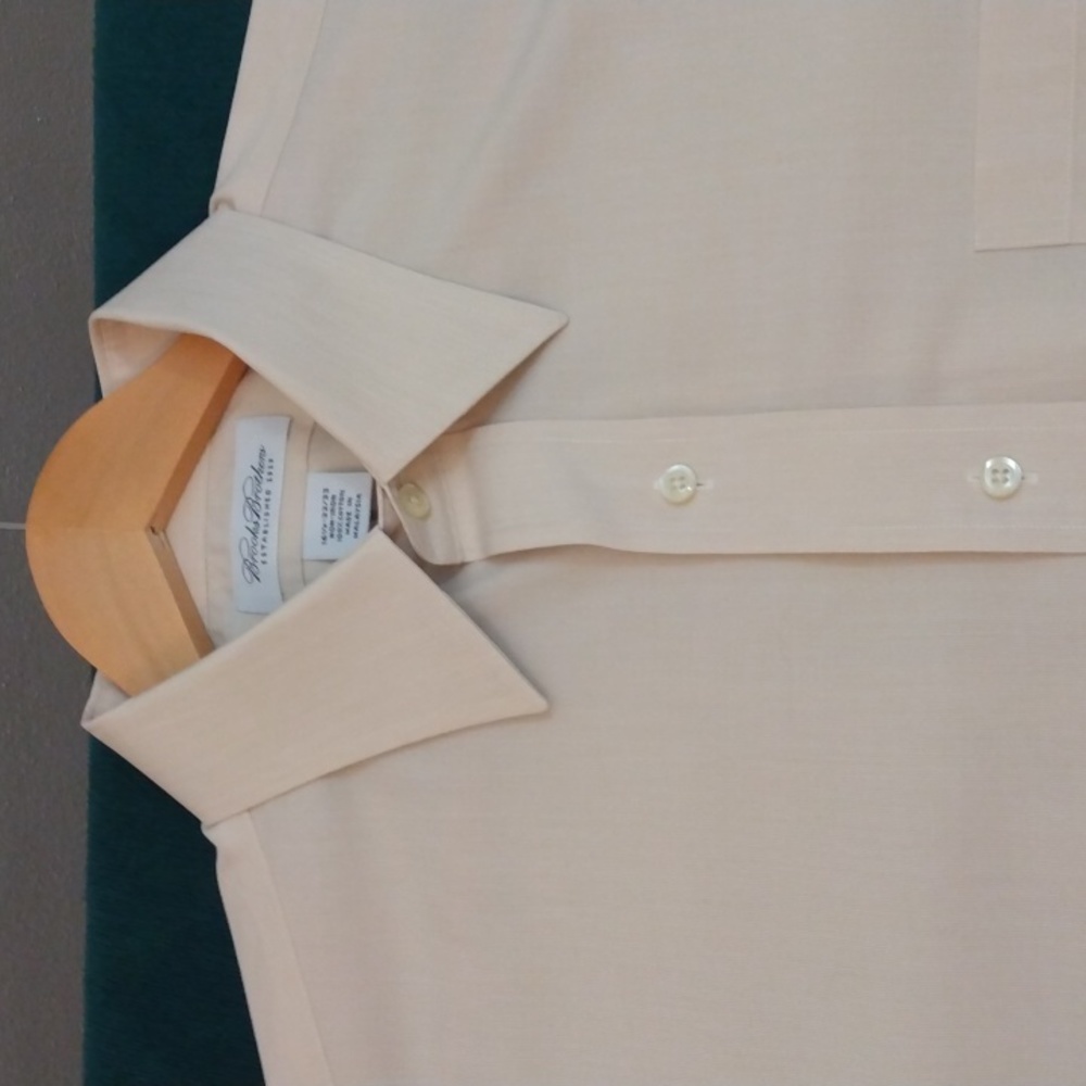 Brooks Brothers Ecru/Light Tan Non Iron Cotton Shirt 16.5 - 32/33